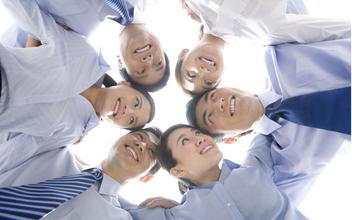 企業(yè)該怎樣選擇手機(jī)客戶端開(kāi)發(fā)團(tuán)隊(duì)
