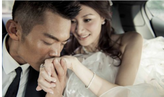 手機監(jiān)控APP軟件開發(fā)  婚姻的救命稻草