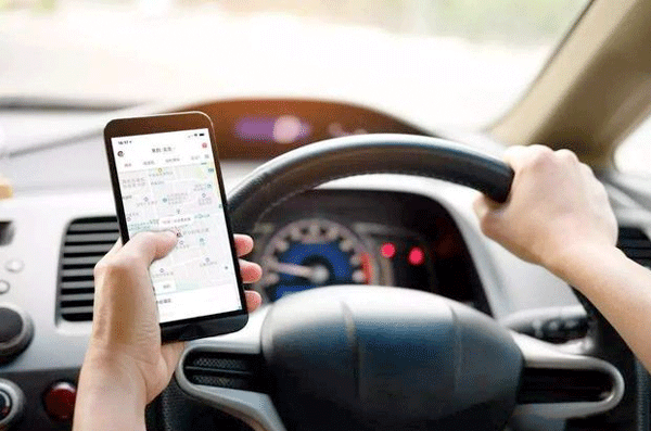 出行服務(wù)app開發(fā)提供安全貼心的汽車周邊服務(wù)--廣州app公司酷蜂科技